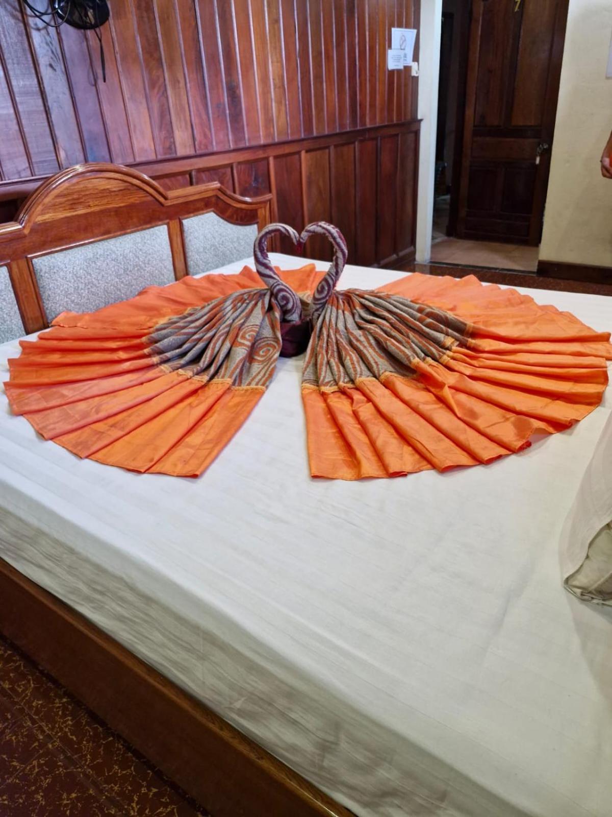 Sakura Wood House Hotel Luangprabang Kültér fotó