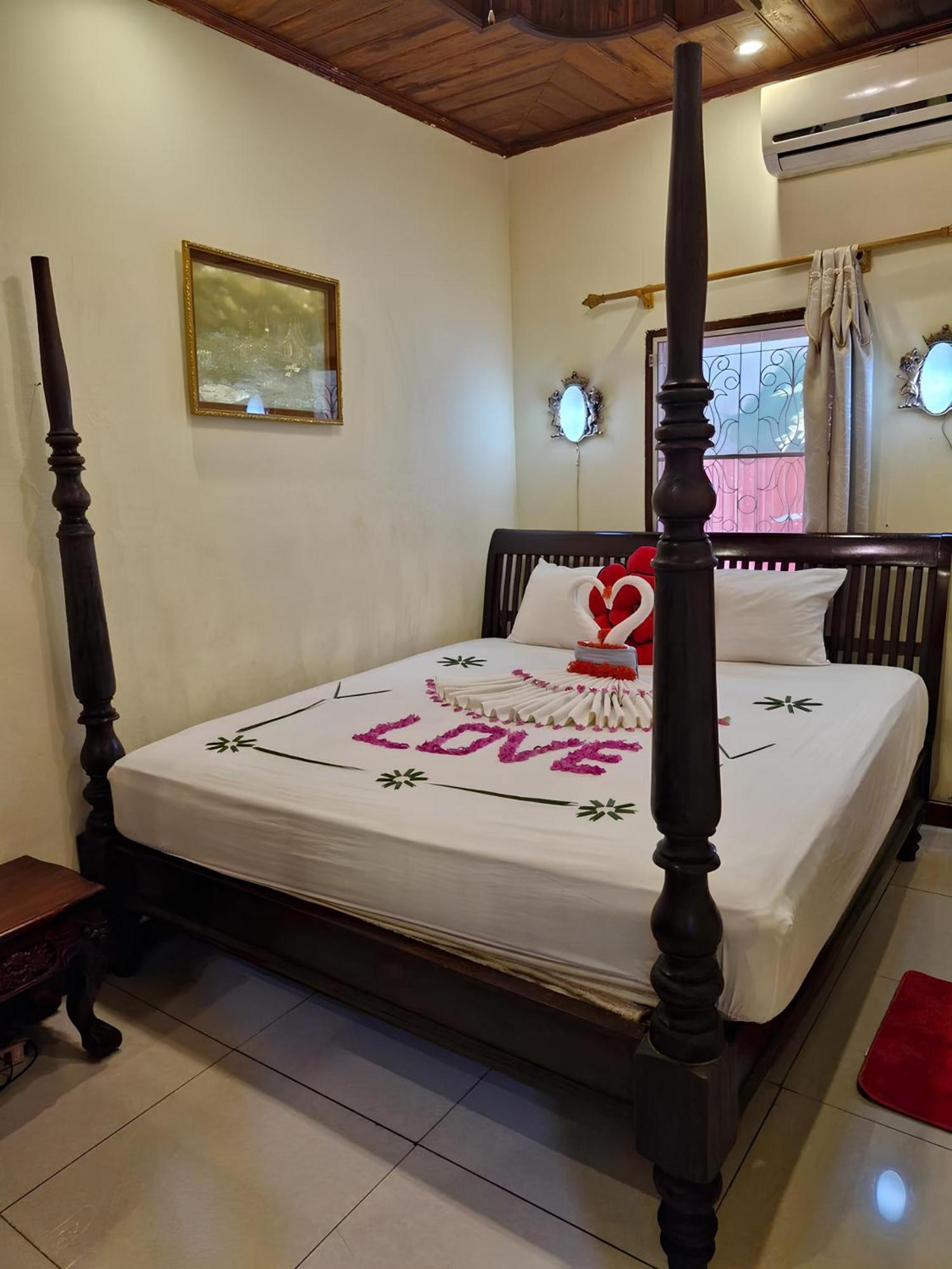 Sakura Wood House Hotel Luangprabang Kültér fotó