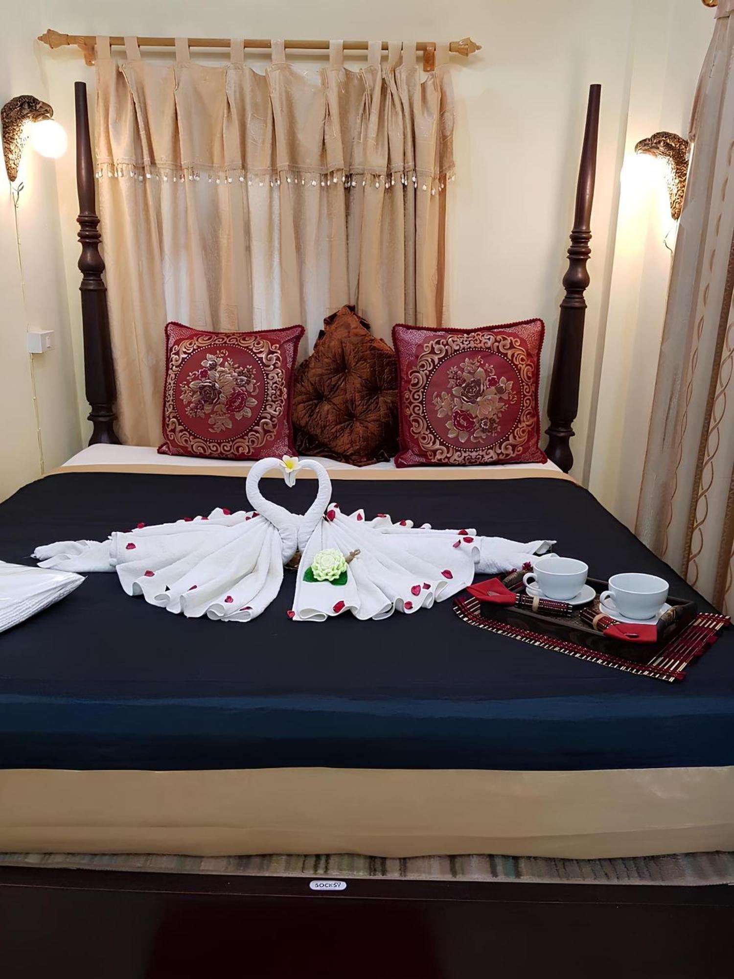 Sakura Wood House Hotel Luangprabang Kültér fotó